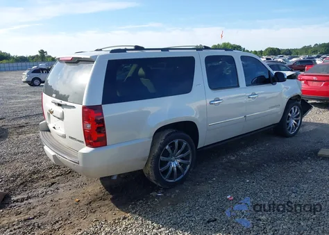 2010 Chevrolet Suburban 1500 Ltz z USA, uszkodzony, nr VIN 1GNUCKE00AR176516